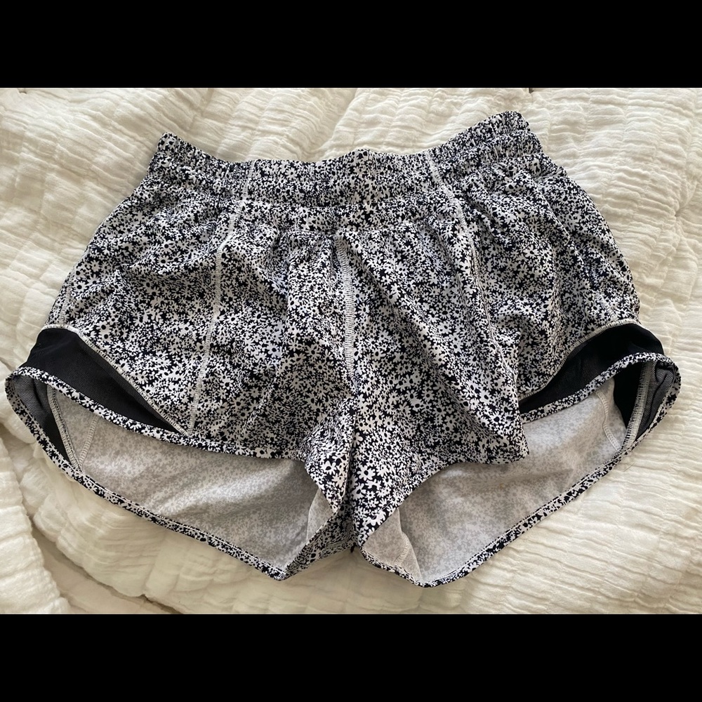 Lululemon Hotty Hot Shorts